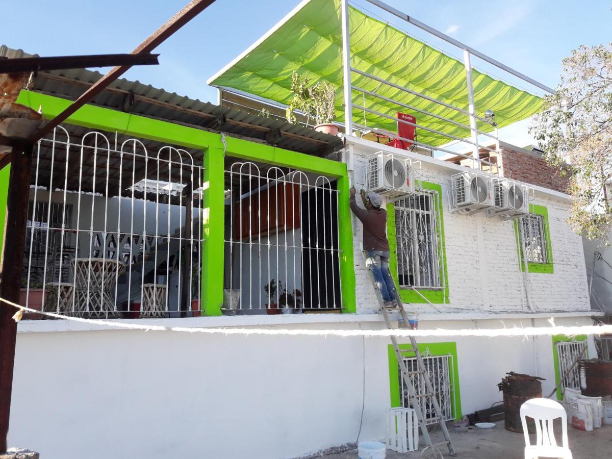 Tortuga Hostel Topolobampo Esterno foto